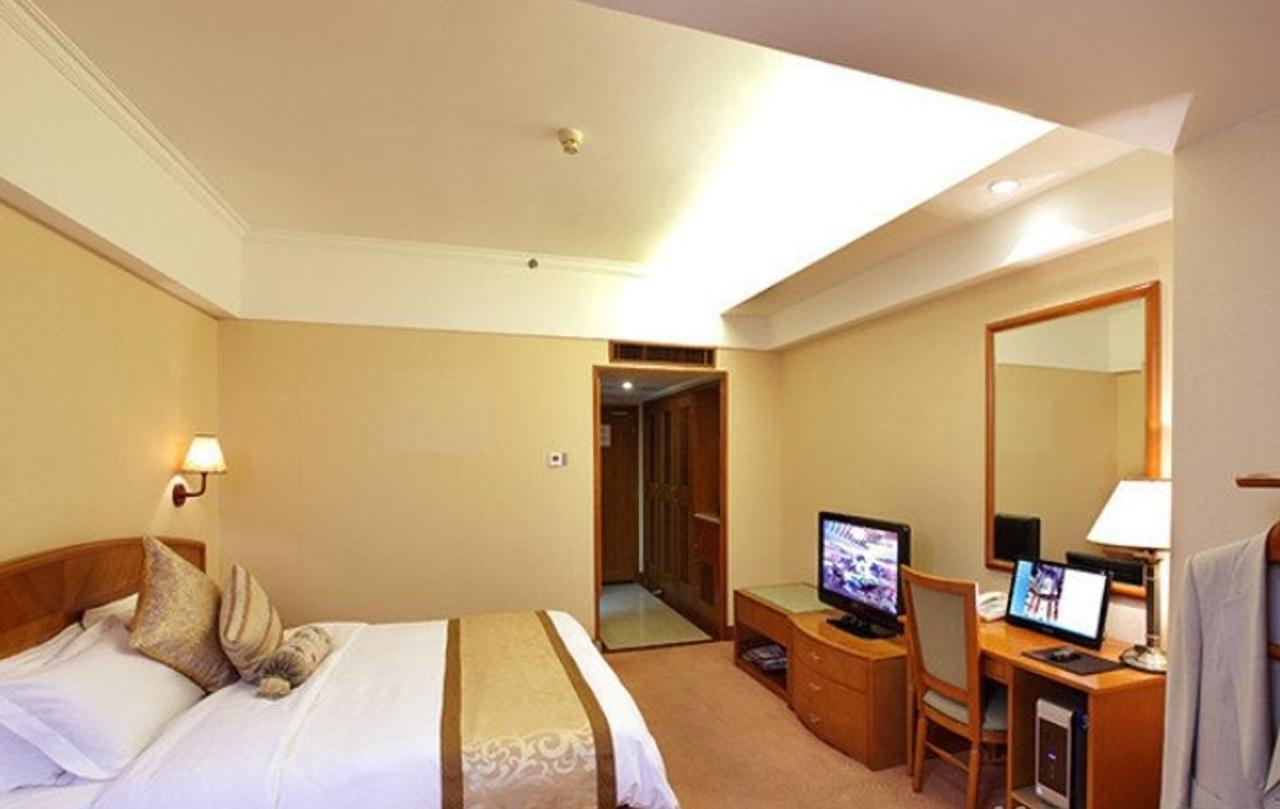 Dolton Resort Hotel Changsha Exteriör bild